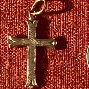 14K Gold Cross 1.14g Antique